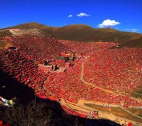梅州色达旅游攻略(成都到色达旅游攻略)