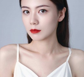 梅州兼职模特要打点模卡吗(兼职做模特要交钱拍模卡)