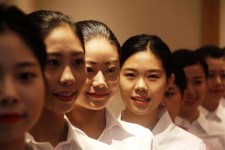 梅州私人伴游招聘 度假区万元月薪招“泳装伴游”