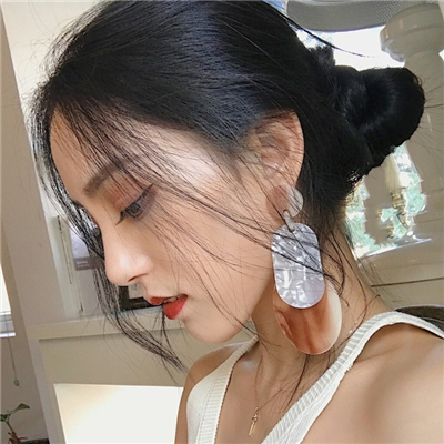 梅州伴游女生张悦然的资料