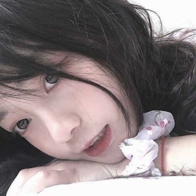 梅州伴游女生柳依依的资料