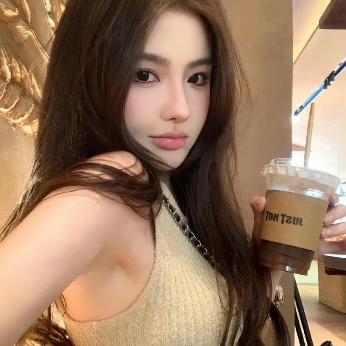 梅州伴游女生阿丽米热·艾美尔的资料
