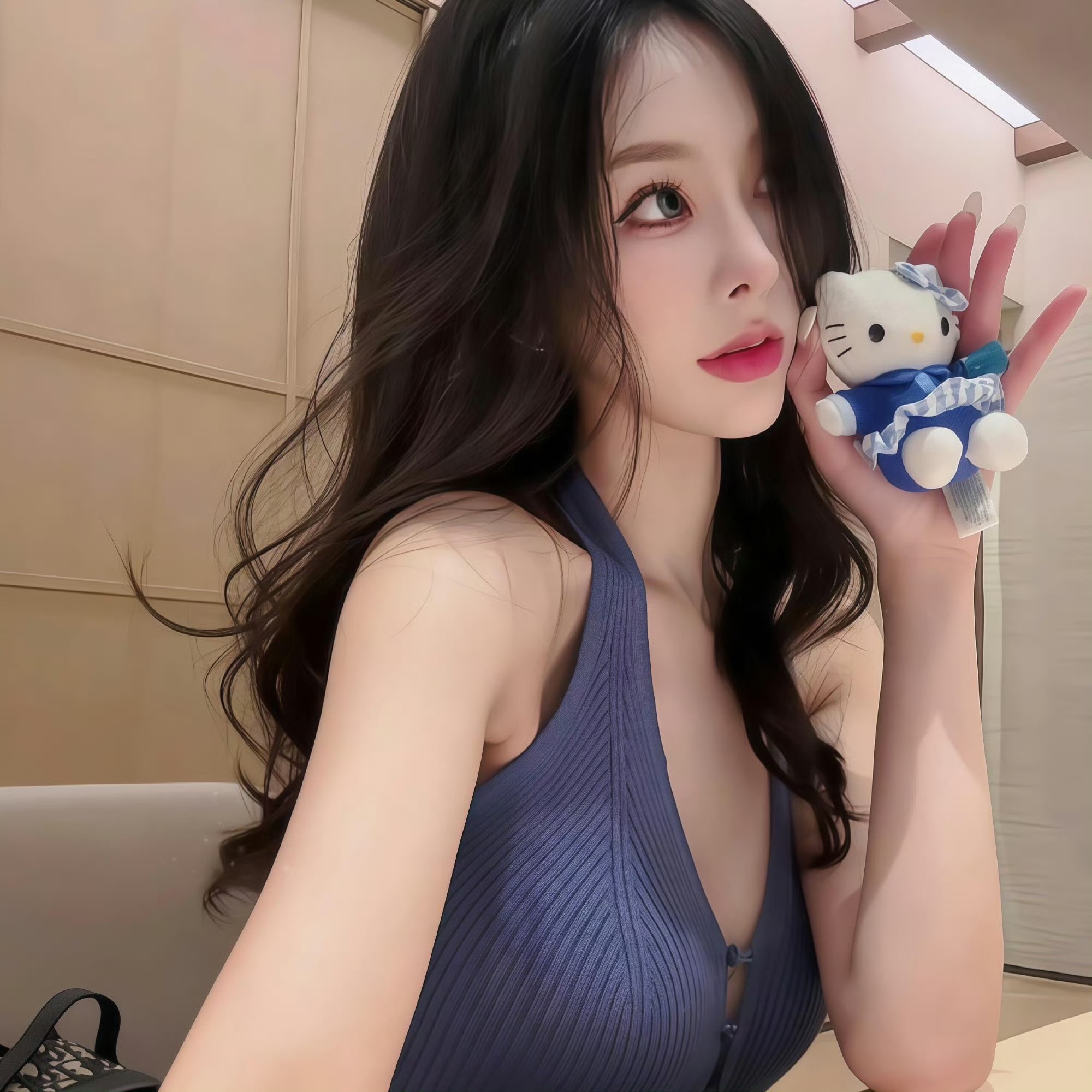 梅州伴游女生鹿小婷的资料