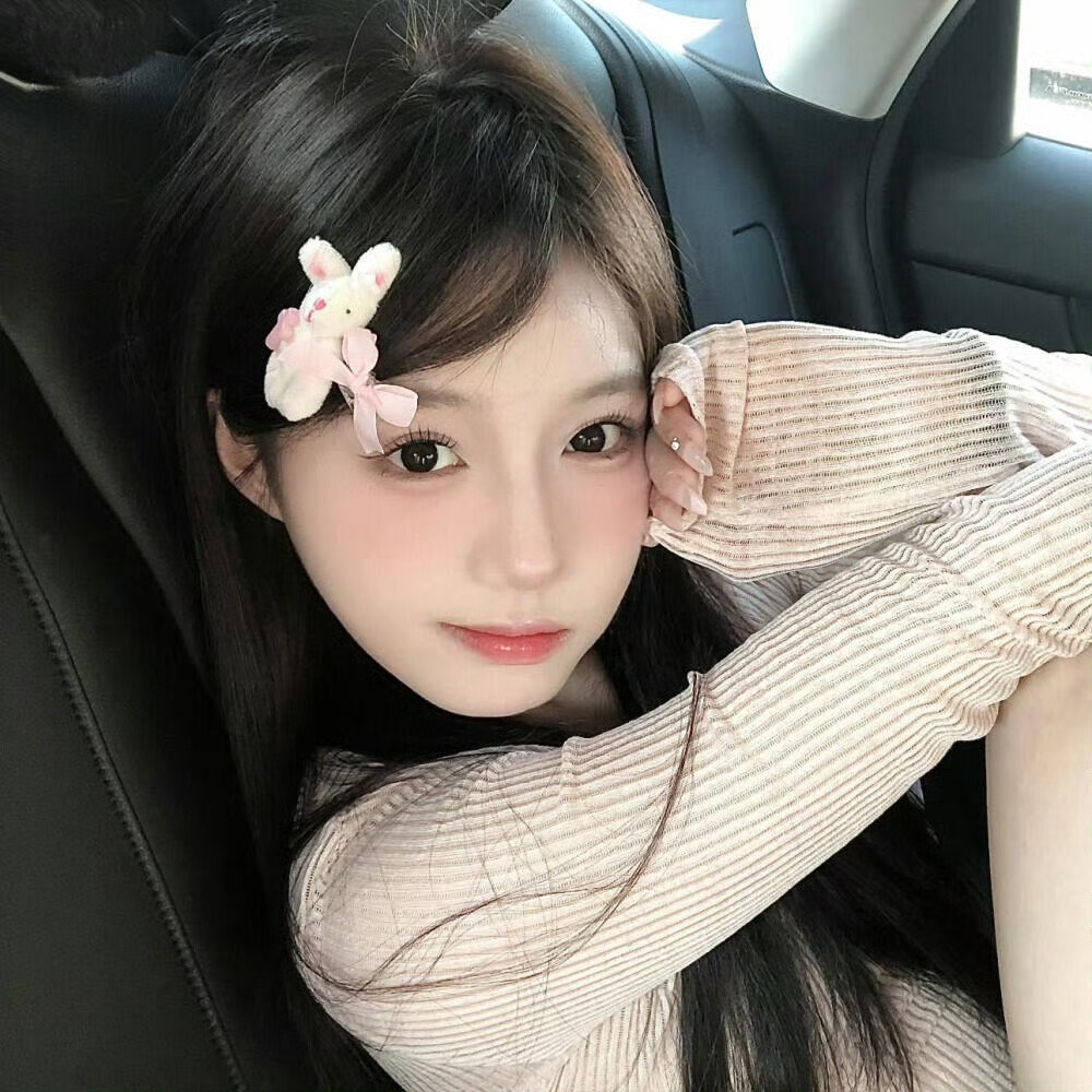 梅州伴游女生沈欣白的资料