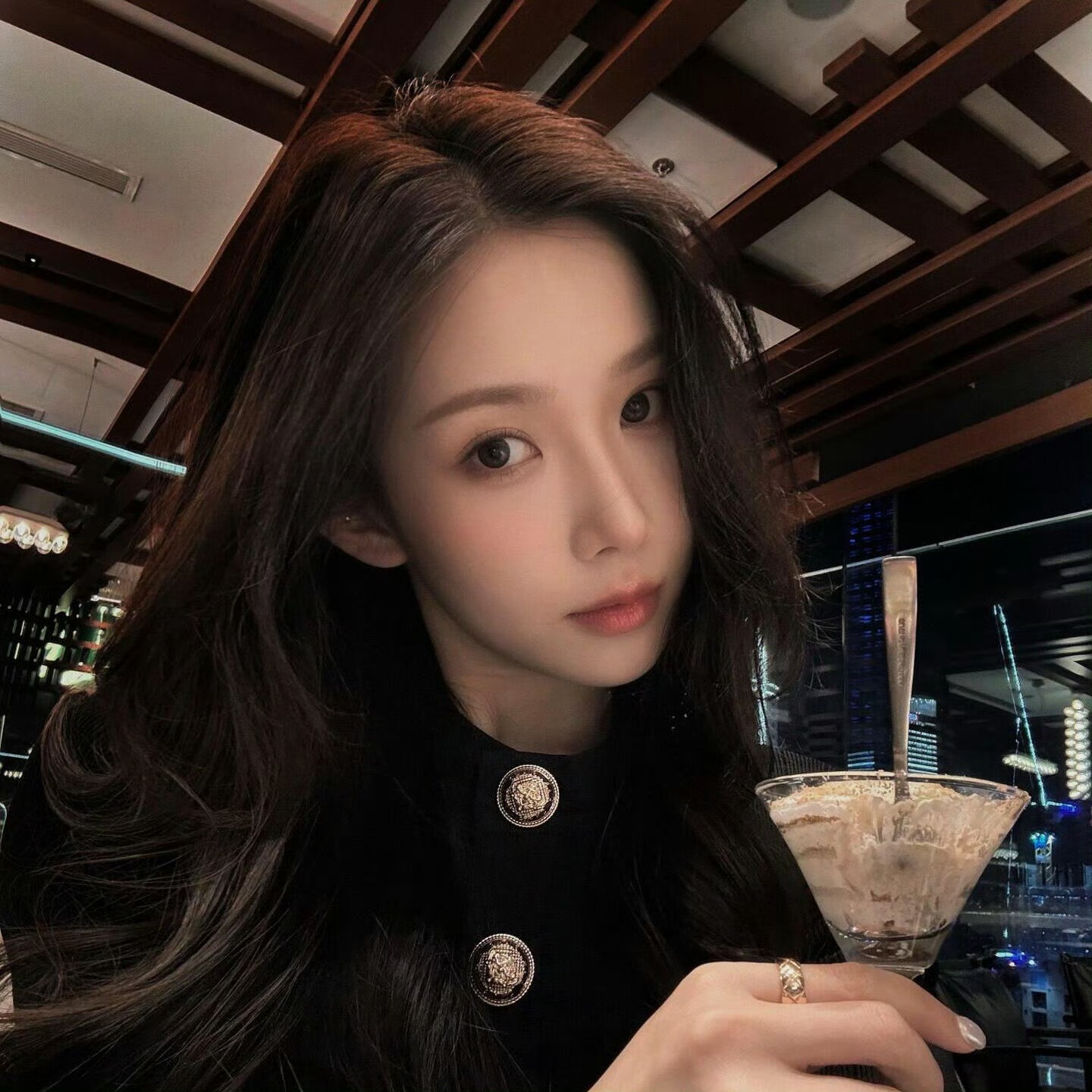 梅州伴游女生周晓雯的资料