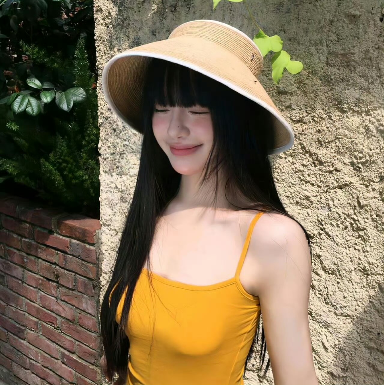 梅州伴游女生周丹的资料
